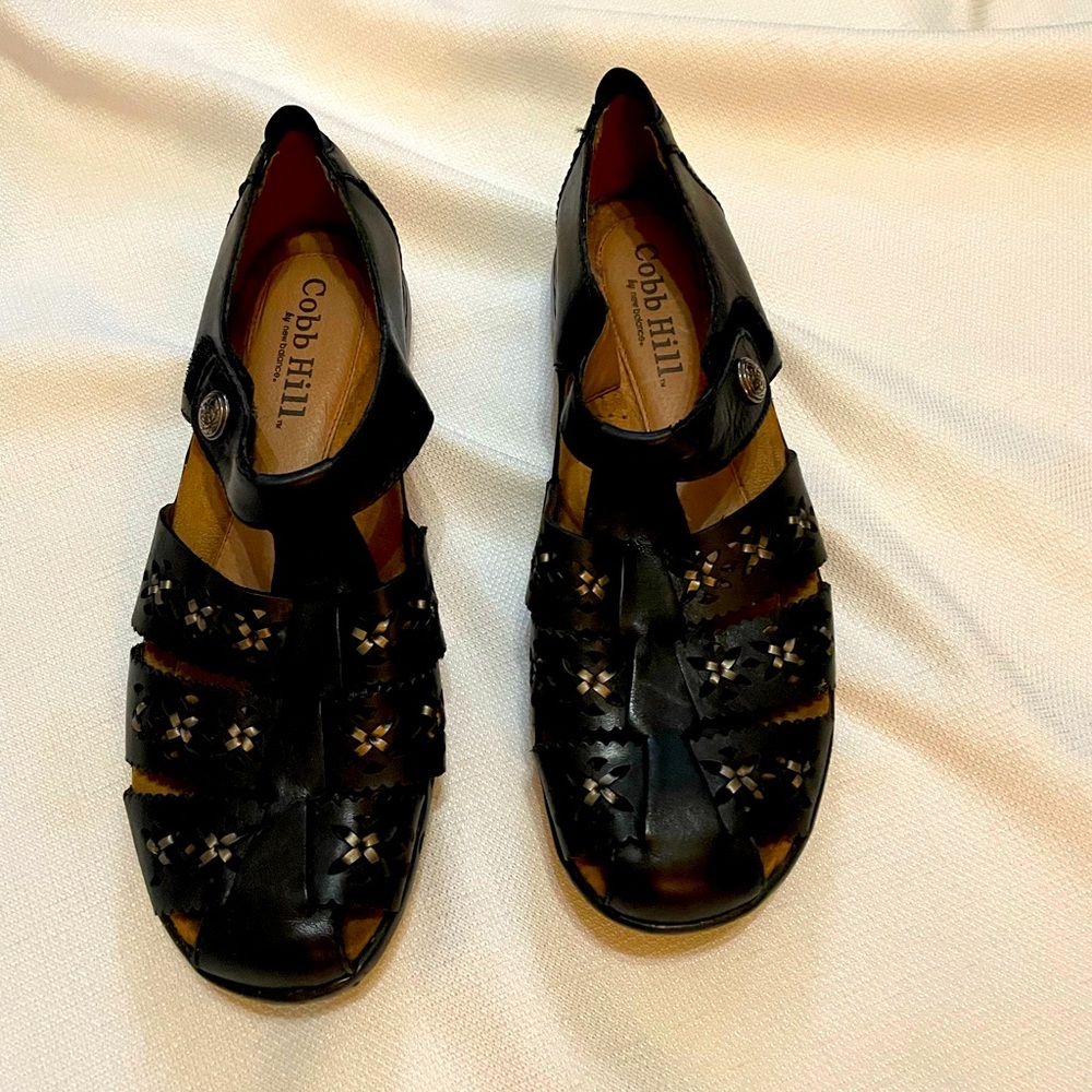 Black leather Cobb Hill flats with Velcro closure